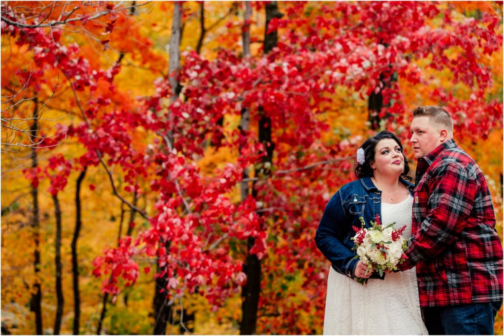 new-york-wedding-photographer-bear-mountain-state-park-wedding-peterbilt-truck-wedding-by-popography_6210