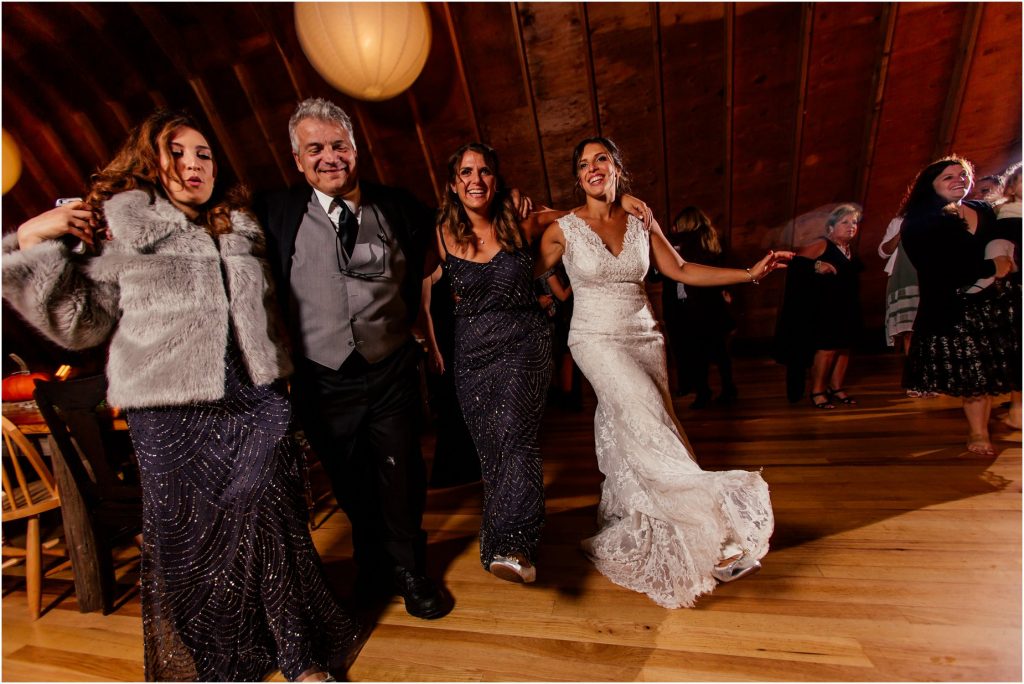 new-york-wedding-photographer-the-inn-at-west-settlement-barn-wedding-hudson-valley-photographer-by-popography_6327